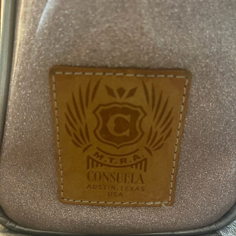 Consuela bag. Silver and light pink glitter.
